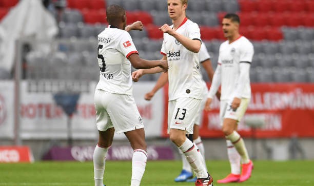  巴勒莫传奇球星复出救主，率队惊险保级成功  