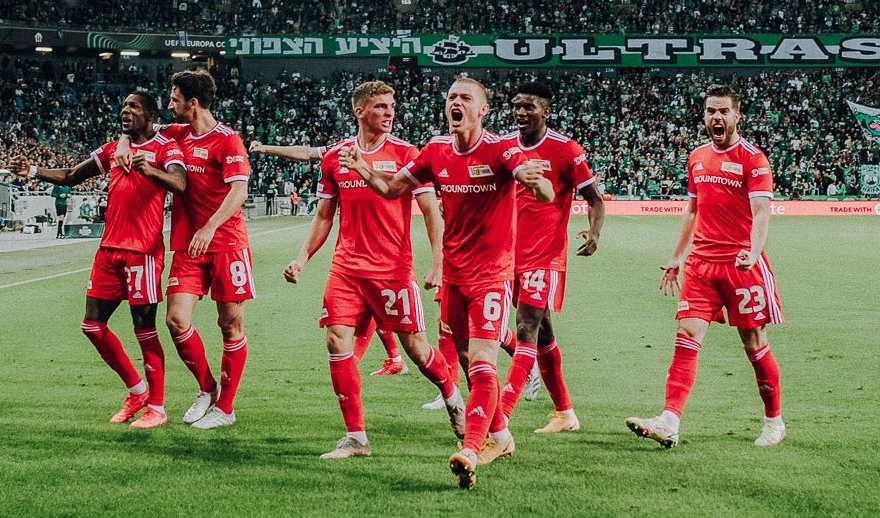  波鸿青年军敢打敢拼，德甲新生代力量挑战传统格局