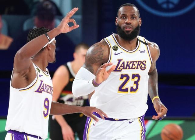  詹姆斯达成4万分里程碑，湖人加时险胜勇士  